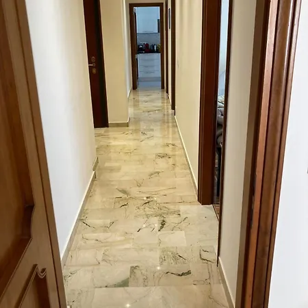 Homely, Elegant And Centrally Located Apartman *