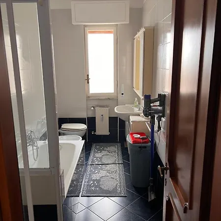 Apartman Homely, Elegant And Centrally Located